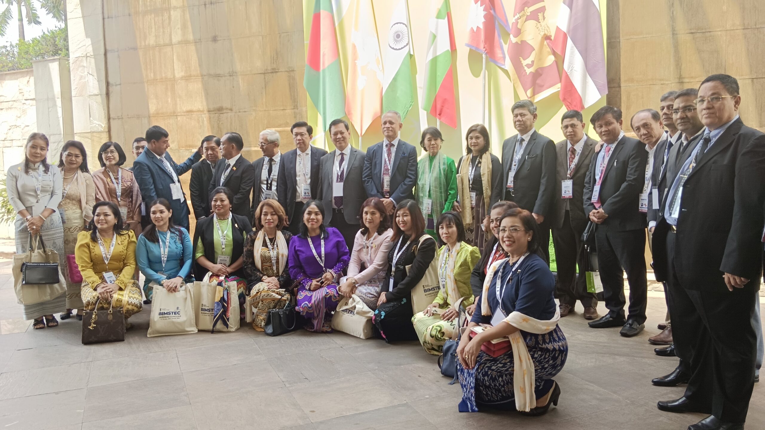 filter: 0; fileterIntensity: 0.0; filterMask: 0; captureOrientation: 0; module: photo; 
hw-remosaic: false; 
touch: (-1.0, -1.0); 
modeInfo: ; 
sceneMode: 8; 
cct_value: 0; 
AI_Scene: (200, 0); 
aec_lux: 85.0; 
aec_lux_index: 0; 
hist255: 0.0; 
hist252~255: 0.0; 
hist0~15: 0.0; 
albedo:  ; 
confidence:  ; 
motionLevel: 0; 
weatherinfo: null; 
temperature: 40;