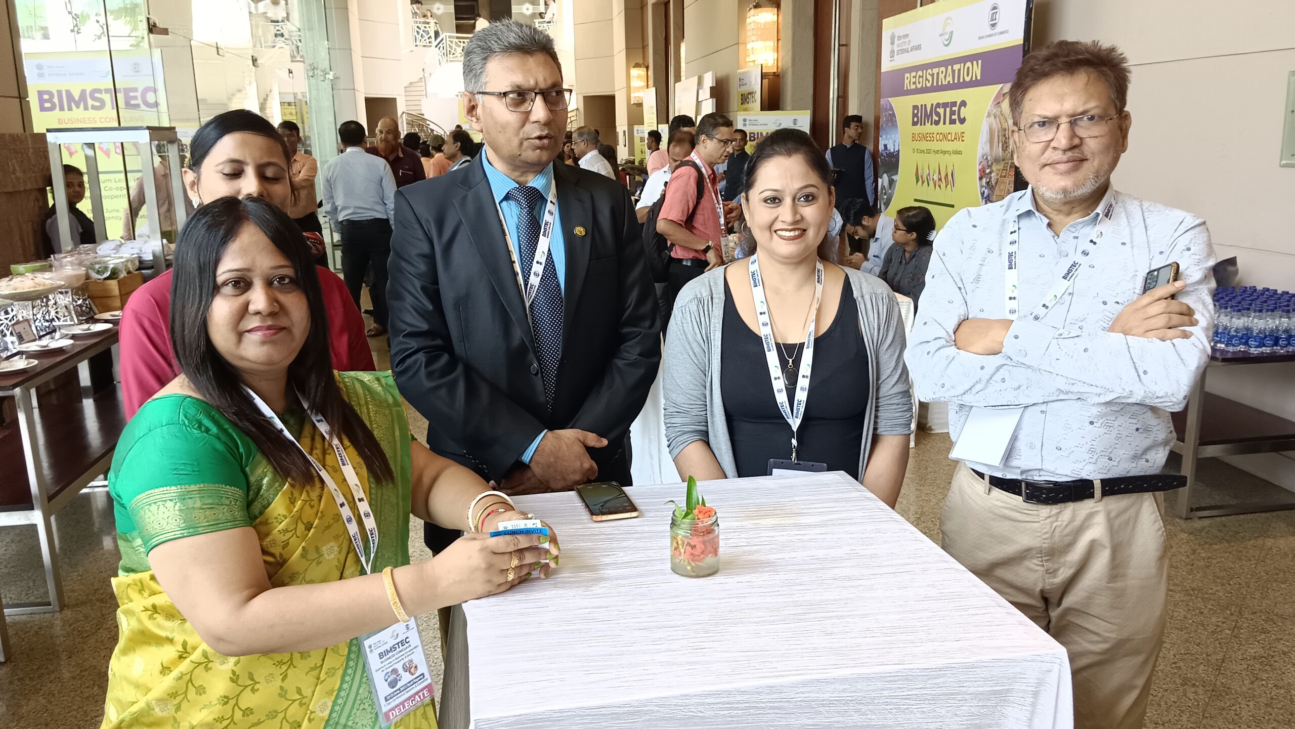 filter: 0; fileterIntensity: 0.0; filterMask: 0; captureOrientation: 0; module: photo; 
hw-remosaic: false; 
touch: (-1.0, -1.0); 
modeInfo: ; 
sceneMode: 8; 
cct_value: 0; 
AI_Scene: (-1, -1); 
aec_lux: 65.0; 
aec_lux_index: 0; 
hist255: 0.0; 
hist252~255: 0.0; 
hist0~15: 0.0; 
albedo:  ; 
confidence:  ; 
motionLevel: 0; 
weatherinfo: null; 
temperature: 39;